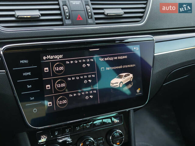 Черный Шкода Суперб, объемом двигателя 1.4 л и пробегом 134 тыс. км за 31999 $, фото 48 на Automoto.ua