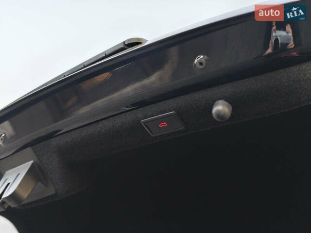 Черный Шкода Суперб, объемом двигателя 1.4 л и пробегом 134 тыс. км за 31999 $, фото 58 на Automoto.ua