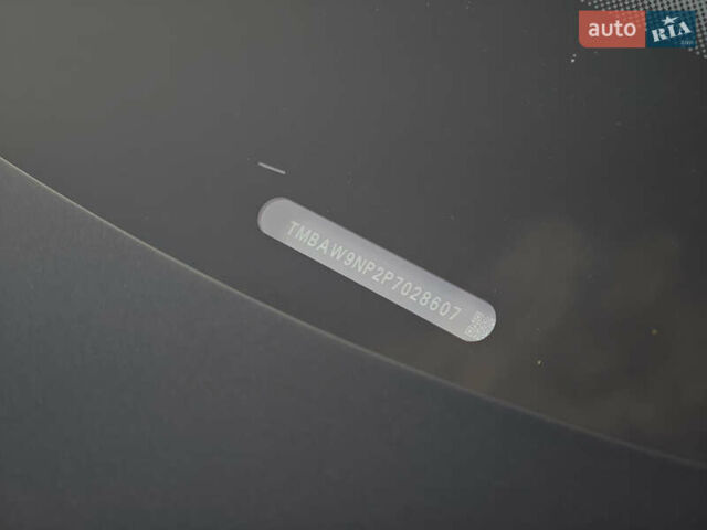 Черный Шкода Суперб, объемом двигателя 1.4 л и пробегом 134 тыс. км за 31999 $, фото 12 на Automoto.ua