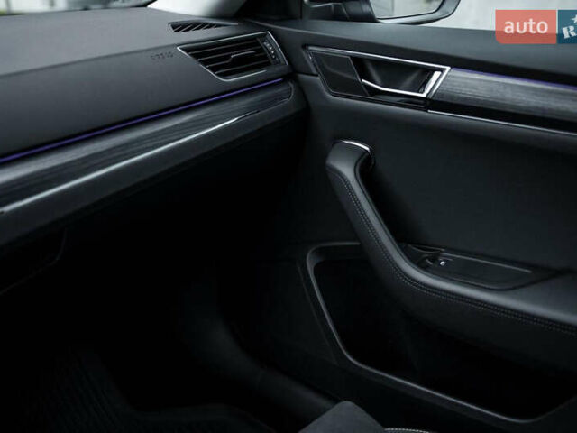 Черный Шкода Суперб, объемом двигателя 1.98 л и пробегом 27 тыс. км за 30000 $, фото 35 на Automoto.ua