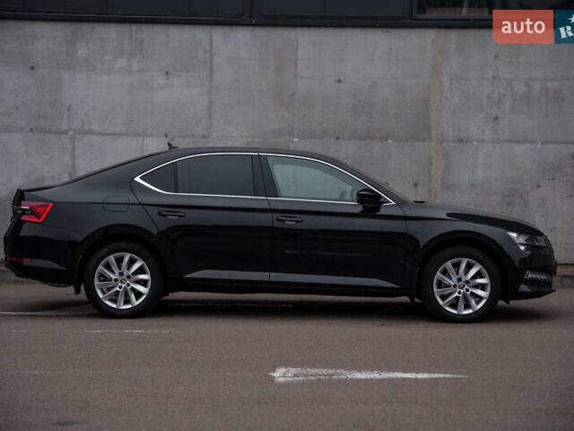 Черный Шкода Суперб, объемом двигателя 1.98 л и пробегом 27 тыс. км за 30000 $, фото 8 на Automoto.ua