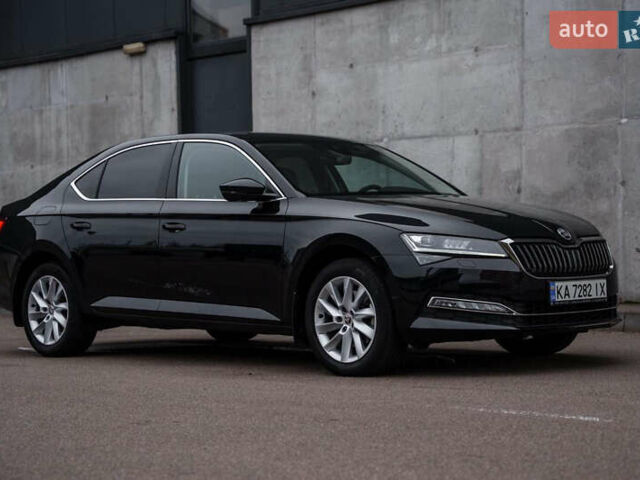 Черный Шкода Суперб, объемом двигателя 1.98 л и пробегом 27 тыс. км за 30000 $, фото 5 на Automoto.ua