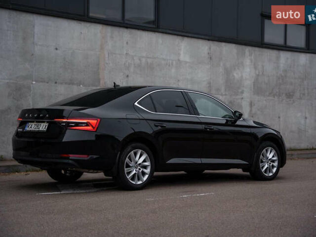 Черный Шкода Суперб, объемом двигателя 1.98 л и пробегом 27 тыс. км за 30000 $, фото 2 на Automoto.ua