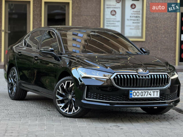Чорний Шкода Суперб, об'ємом двигуна 2 л та пробігом 4 тис. км за 52000 $, фото 4 на Automoto.ua