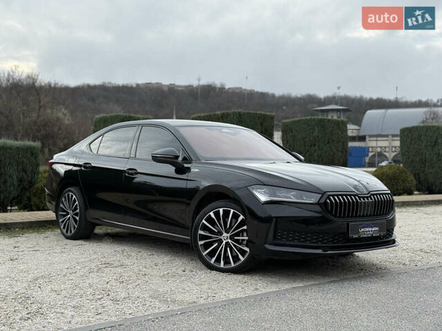 Черный Шкода Суперб, объемом двигателя 1.98 л и пробегом 31 тыс. км за 48300 $, фото 3 на Automoto.ua