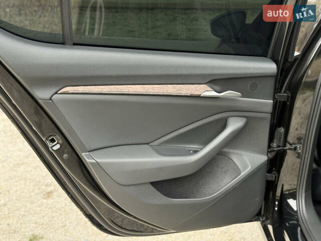 Черный Шкода Суперб, объемом двигателя 1.98 л и пробегом 31 тыс. км за 48300 $, фото 21 на Automoto.ua