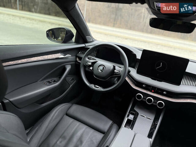 Черный Шкода Суперб, объемом двигателя 1.98 л и пробегом 31 тыс. км за 48300 $, фото 31 на Automoto.ua