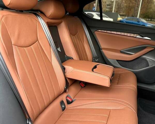 Черный Шкода Суперб, объемом двигателя 1.98 л и пробегом 6 тыс. км за 55555 $, фото 59 на Automoto.ua