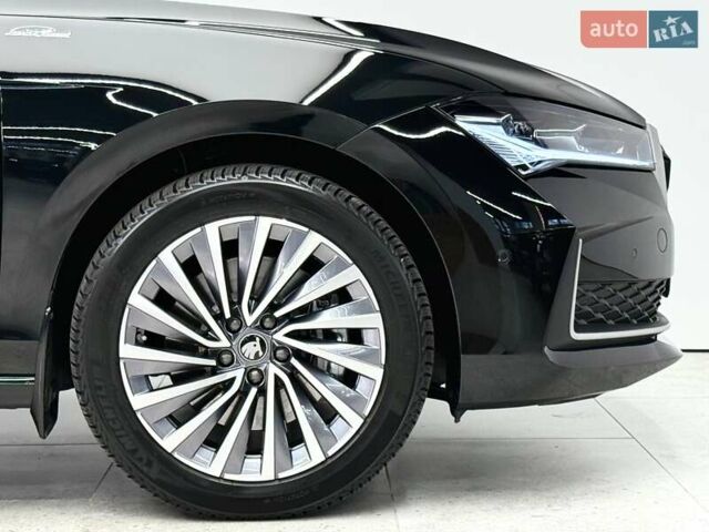 Черный Шкода Суперб, объемом двигателя 1.98 л и пробегом 1 тыс. км за 59999 $, фото 19 на Automoto.ua