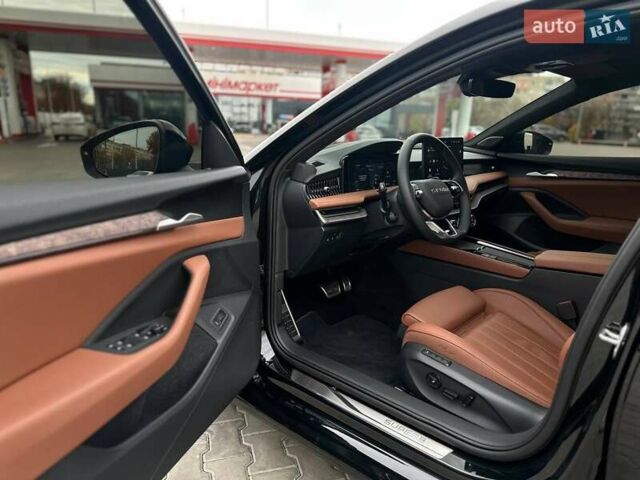 Черный Шкода Суперб, объемом двигателя 1.98 л и пробегом 6 тыс. км за 55555 $, фото 25 на Automoto.ua