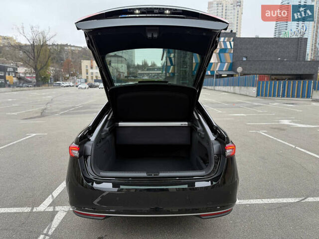 Чорний Шкода Суперб, об'ємом двигуна 1.97 л та пробігом 1 тис. км за 54700 $, фото 7 на Automoto.ua