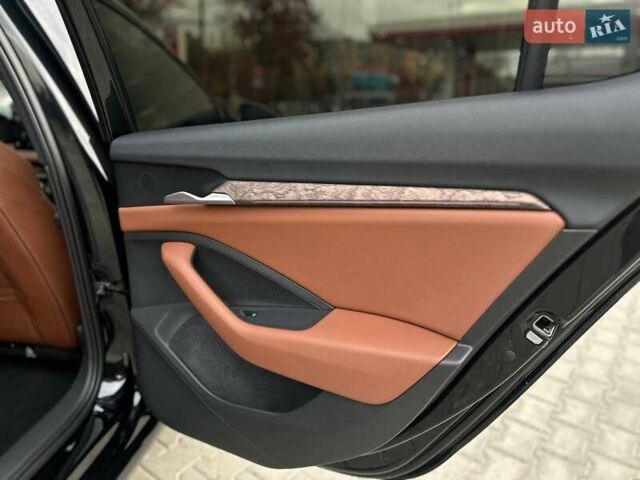 Черный Шкода Суперб, объемом двигателя 1.98 л и пробегом 6 тыс. км за 55555 $, фото 56 на Automoto.ua