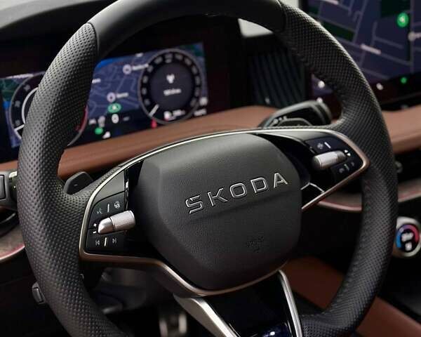 Черный Шкода Суперб, объемом двигателя 1.98 л и пробегом 6 тыс. км за 55555 $, фото 31 на Automoto.ua