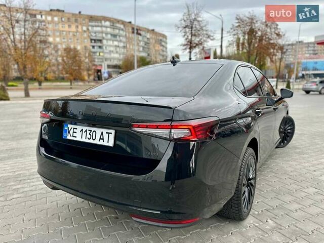 Черный Шкода Суперб, объемом двигателя 1.98 л и пробегом 6 тыс. км за 55555 $, фото 22 на Automoto.ua