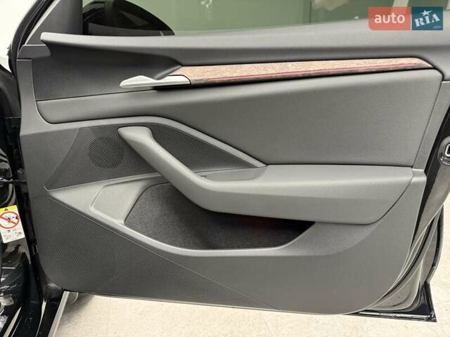 Черный Шкода Суперб, объемом двигателя 1.98 л и пробегом 1 тыс. км за 59999 $, фото 51 на Automoto.ua