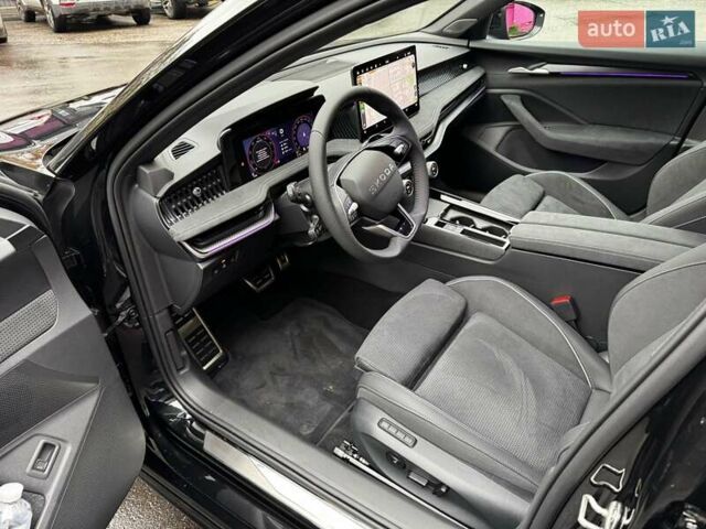 Черный Шкода Суперб, объемом двигателя 1.98 л и пробегом 1 тыс. км за 54500 $, фото 4 на Automoto.ua