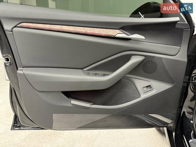 Черный Шкода Суперб, объемом двигателя 1.98 л и пробегом 1 тыс. км за 59999 $, фото 29 на Automoto.ua