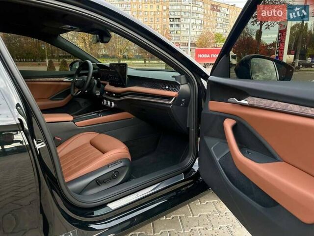 Черный Шкода Суперб, объемом двигателя 1.98 л и пробегом 6 тыс. км за 55555 $, фото 47 на Automoto.ua