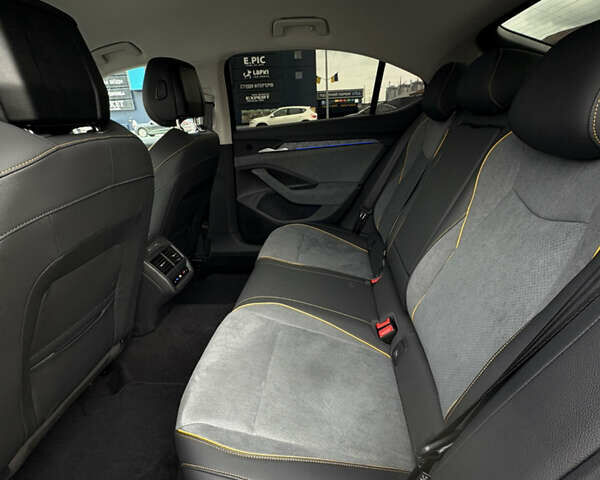 Чорний Шкода Суперб, об'ємом двигуна 2 л та пробігом 1 тис. км за 45000 $, фото 8 на Automoto.ua