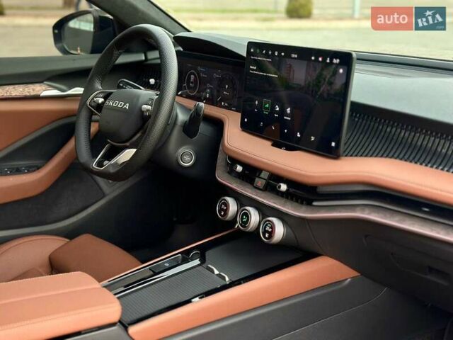 Черный Шкода Суперб, объемом двигателя 1.98 л и пробегом 6 тыс. км за 55555 $, фото 54 на Automoto.ua