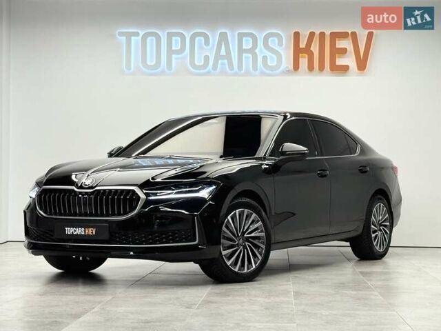 Черный Шкода Суперб, объемом двигателя 1.98 л и пробегом 1 тыс. км за 59999 $, фото 2 на Automoto.ua