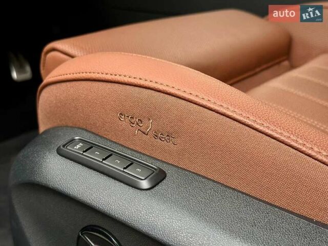 Черный Шкода Суперб, объемом двигателя 1.98 л и пробегом 6 тыс. км за 55555 $, фото 37 на Automoto.ua