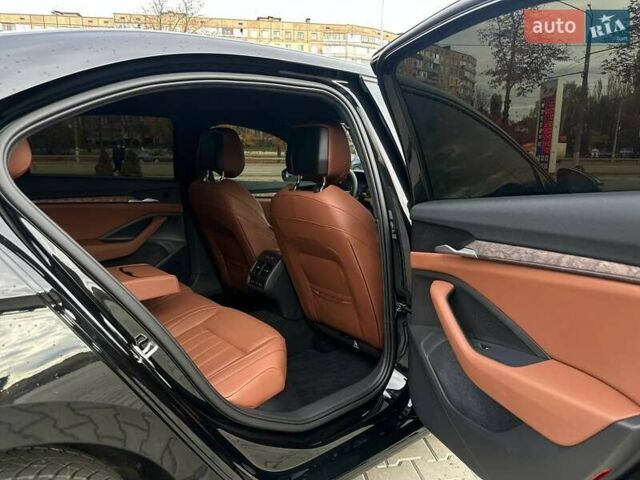 Черный Шкода Суперб, объемом двигателя 1.98 л и пробегом 6 тыс. км за 55555 $, фото 57 на Automoto.ua