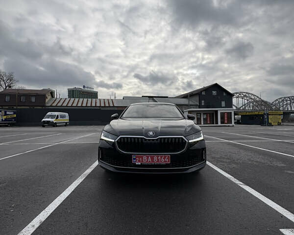 Чорний Шкода Суперб, об'ємом двигуна 2 л та пробігом 1 тис. км за 45000 $, фото 1 на Automoto.ua