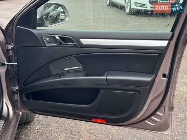 Фіолетовий Шкода Суперб, об'ємом двигуна 1.8 л та пробігом 176 тис. км за 9440 $, фото 23 на Automoto.ua