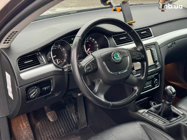 Фіолетовий Шкода Суперб, об'ємом двигуна 1.8 л та пробігом 176 тис. км за 9440 $, фото 15 на Automoto.ua