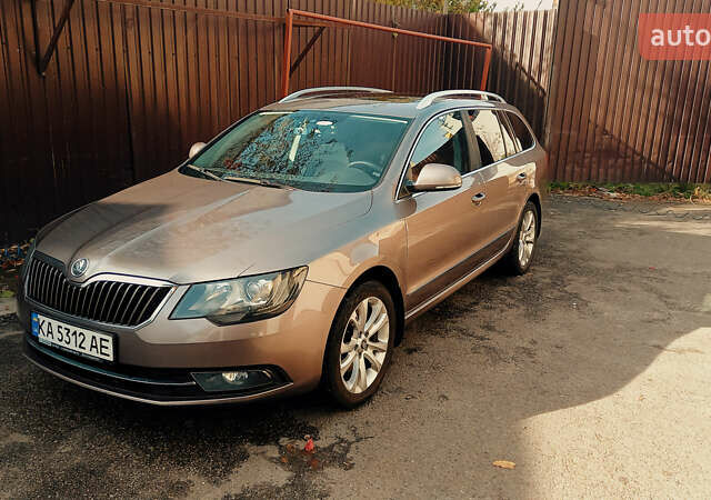 Шкода Суперб 2014 у Києві на Automoto.ua Фіолетовий Шкода Суперб, об'ємом двигуна 1.8 л та пробігом 240 тис. км за 11900 $, фото 1 на Automoto.ua