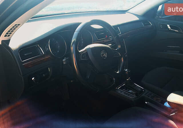 Шкода Суперб 2014 у Києві на Automoto.ua Фіолетовий Шкода Суперб, об'ємом двигуна 1.8 л та пробігом 240 тис. км за 11900 $, фото 15 на Automoto.ua