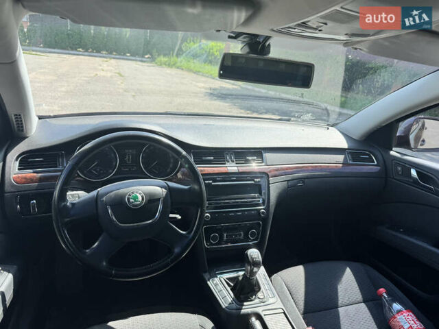 Фіолетовий Шкода Суперб, об'ємом двигуна 1.8 л та пробігом 117 тис. км за 8500 $, фото 13 на Automoto.ua