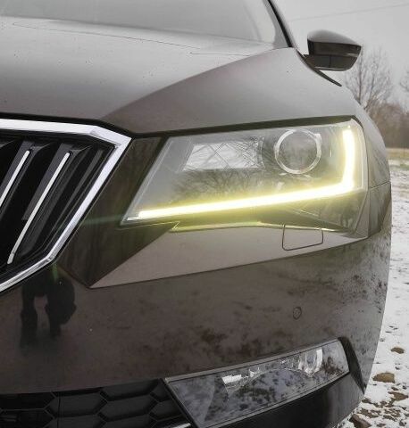 Коричневый Шкода Суперб, объемом двигателя 1.6 л и пробегом 260 тыс. км за 16000 $, фото 5 на Automoto.ua