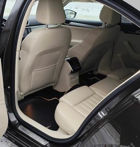 Коричневый Шкода Суперб, объемом двигателя 1.6 л и пробегом 260 тыс. км за 16000 $, фото 1 на Automoto.ua