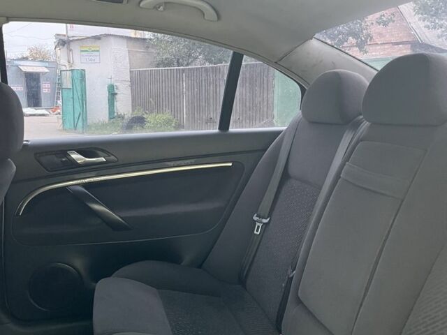 Шкода Суперб 2005 у Вишневом на Automoto.ua Коричневий Шкода Суперб, об'ємом двигуна 1.9 л та пробігом 250 тис. км за 3800 $, фото 7 на Automoto.ua