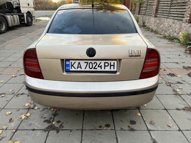 Шкода Суперб 2005 у Вишневом на Automoto.ua Коричневий Шкода Суперб, об'ємом двигуна 1.9 л та пробігом 250 тис. км за 3800 $, фото 3 на Automoto.ua