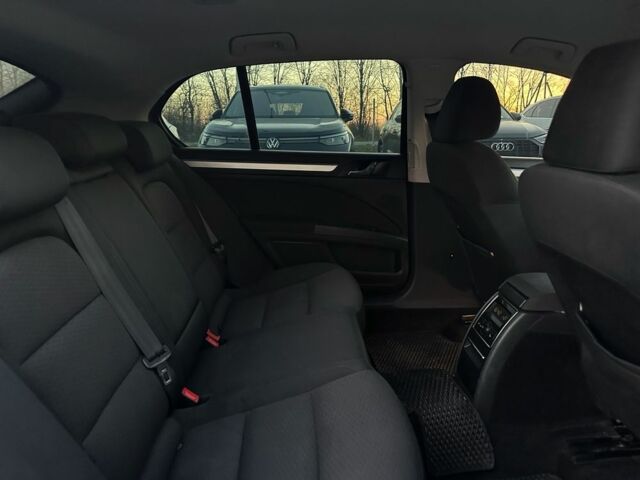 Коричневий Шкода Суперб, об'ємом двигуна 1.8 л та пробігом 265 тис. км за 7000 $, фото 15 на Automoto.ua