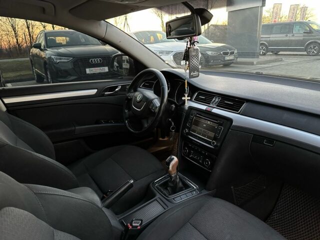 Коричневий Шкода Суперб, об'ємом двигуна 1.8 л та пробігом 265 тис. км за 7000 $, фото 13 на Automoto.ua