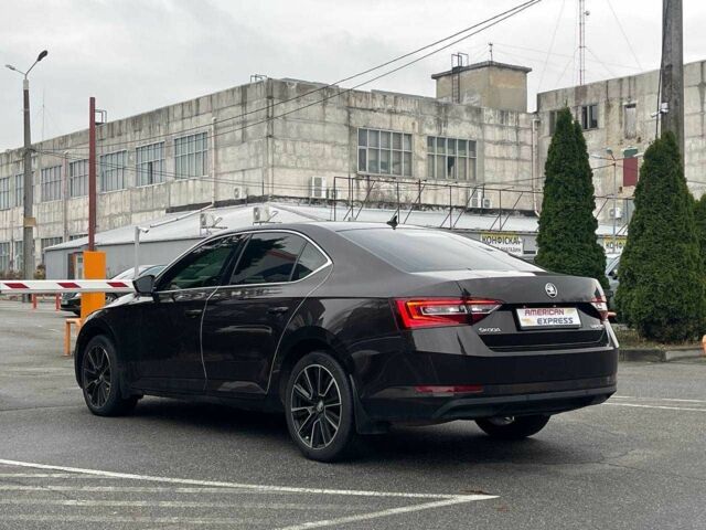 Коричневий Шкода Суперб, об'ємом двигуна 2 л та пробігом 200 тис. км за 19700 $, фото 8 на Automoto.ua