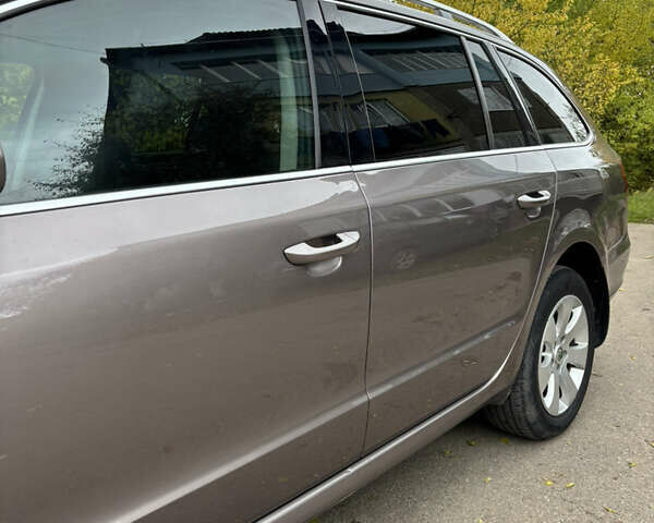 Коричневый Шкода Суперб, объемом двигателя 1.8 л и пробегом 255 тыс. км за 8500 $, фото 3 на Automoto.ua