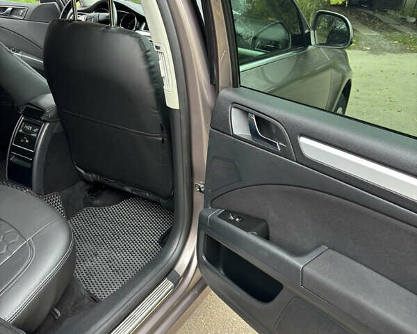 Коричневый Шкода Суперб, объемом двигателя 1.8 л и пробегом 255 тыс. км за 8500 $, фото 16 на Automoto.ua