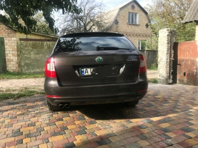 Коричневий Шкода Суперб, об'ємом двигуна 2 л та пробігом 238 тис. км за 11000 $, фото 2 на Automoto.ua