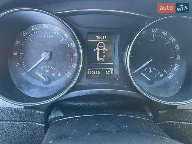 Коричневый Шкода Суперб, объемом двигателя 2 л и пробегом 221 тыс. км за 10299 $, фото 8 на Automoto.ua