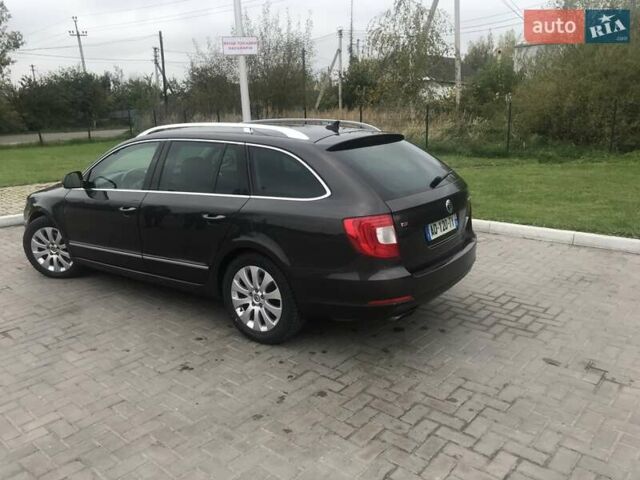 Коричневий Шкода Суперб, об'ємом двигуна 2 л та пробігом 238 тис. км за 11000 $, фото 6 на Automoto.ua