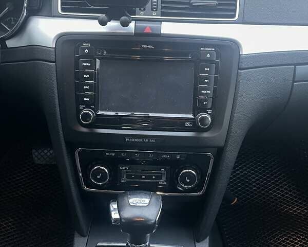 Шкода Суперб 2011 у Ужгороді на Automoto.ua Коричневий Шкода Суперб, об'ємом двигуна 1.97 л та пробігом 512 тис. км за 9500 $, фото 17 на Automoto.ua