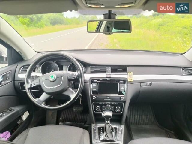 Коричневый Шкода Суперб, объемом двигателя 1.97 л и пробегом 319 тыс. км за 11500 $, фото 5 на Automoto.ua