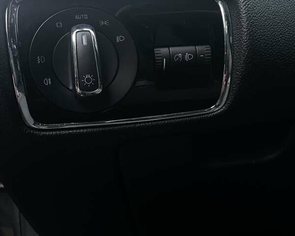 Шкода Суперб 2011 у Ужгороді на Automoto.ua Коричневий Шкода Суперб, об'ємом двигуна 1.97 л та пробігом 512 тис. км за 9500 $, фото 11 на Automoto.ua