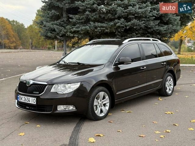 Коричневий Шкода Суперб, об'ємом двигуна 1.6 л та пробігом 280 тис. км за 8300 $, фото 3 на Automoto.ua