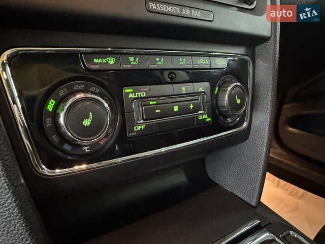 Коричневый Шкода Суперб, объемом двигателя 2 л и пробегом 240 тыс. км за 13200 $, фото 52 на Automoto.ua